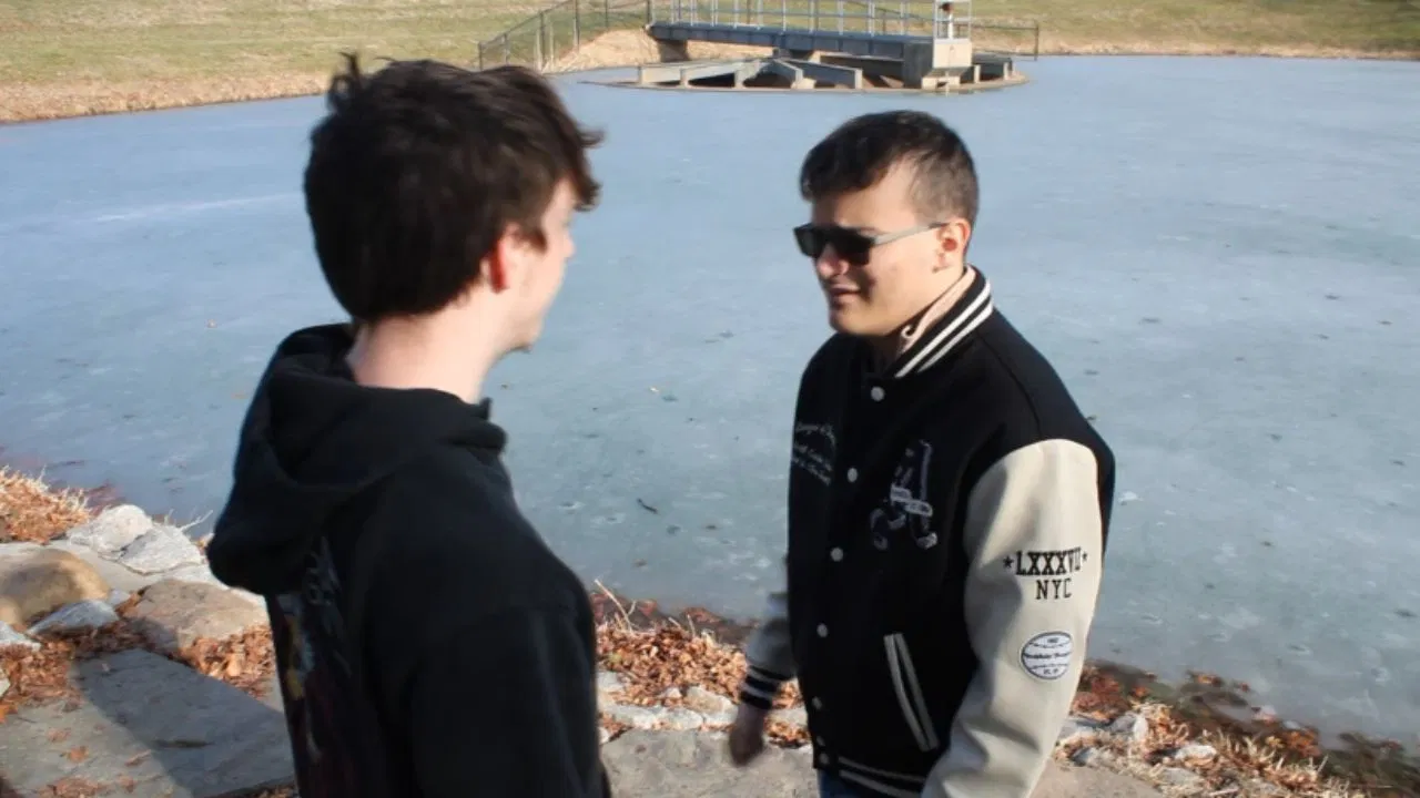 Five More Minutes Movie Screenshot 4